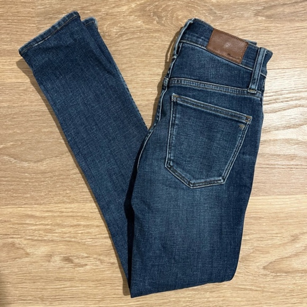 Madewell 10” High Rise Skinny Jeans in Cordell Wash Size 23